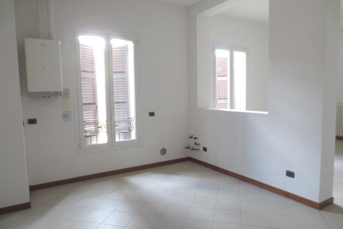 Appartamento BOLOGNA affitto  CENTRO STORICO Via Dell