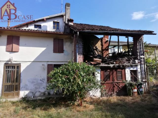 Villa Unifamiliare - Indipendente GAMBOLÒ vendita   via mazzini Acquaotta Basilia Maria