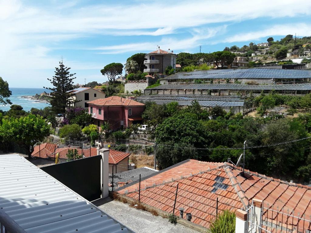 Appartamento ITALIA vendita   via Aurelia Ponente BIMAR SAS DI ROSSI IVANO & C.