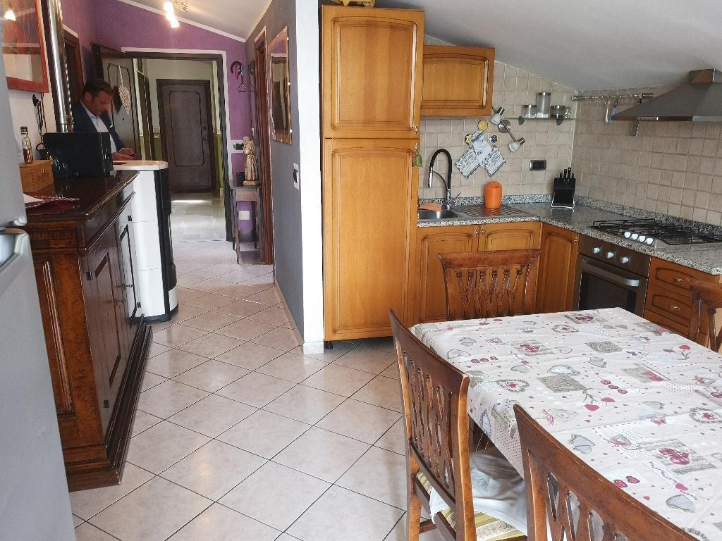  beinette vendita quart:  abitare 4 sas