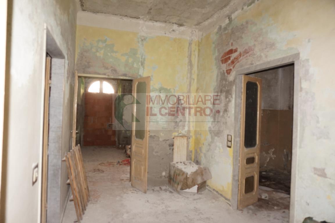 Villa Unifamiliare - Indipendente SARZANA vendita    IL CENTRO IMMOBILIARE snc di Stefano Santi