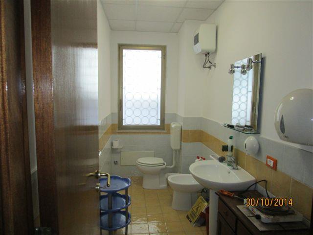 Ufficio - Loc.Com. PALERMO vendita  STRASBURGO via dei Nebrodi Punto Casa di Claudio Costantino