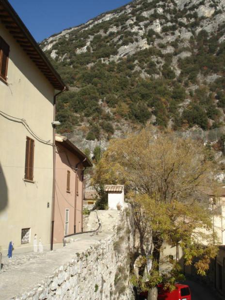 Villa Unifamiliare - Indipendente FOLIGNO vendita   Pale Montanari Immobiliare