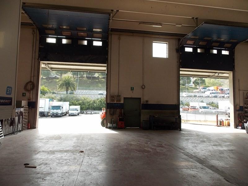 Vendesi capannone commerciale a Colonnella (TE)