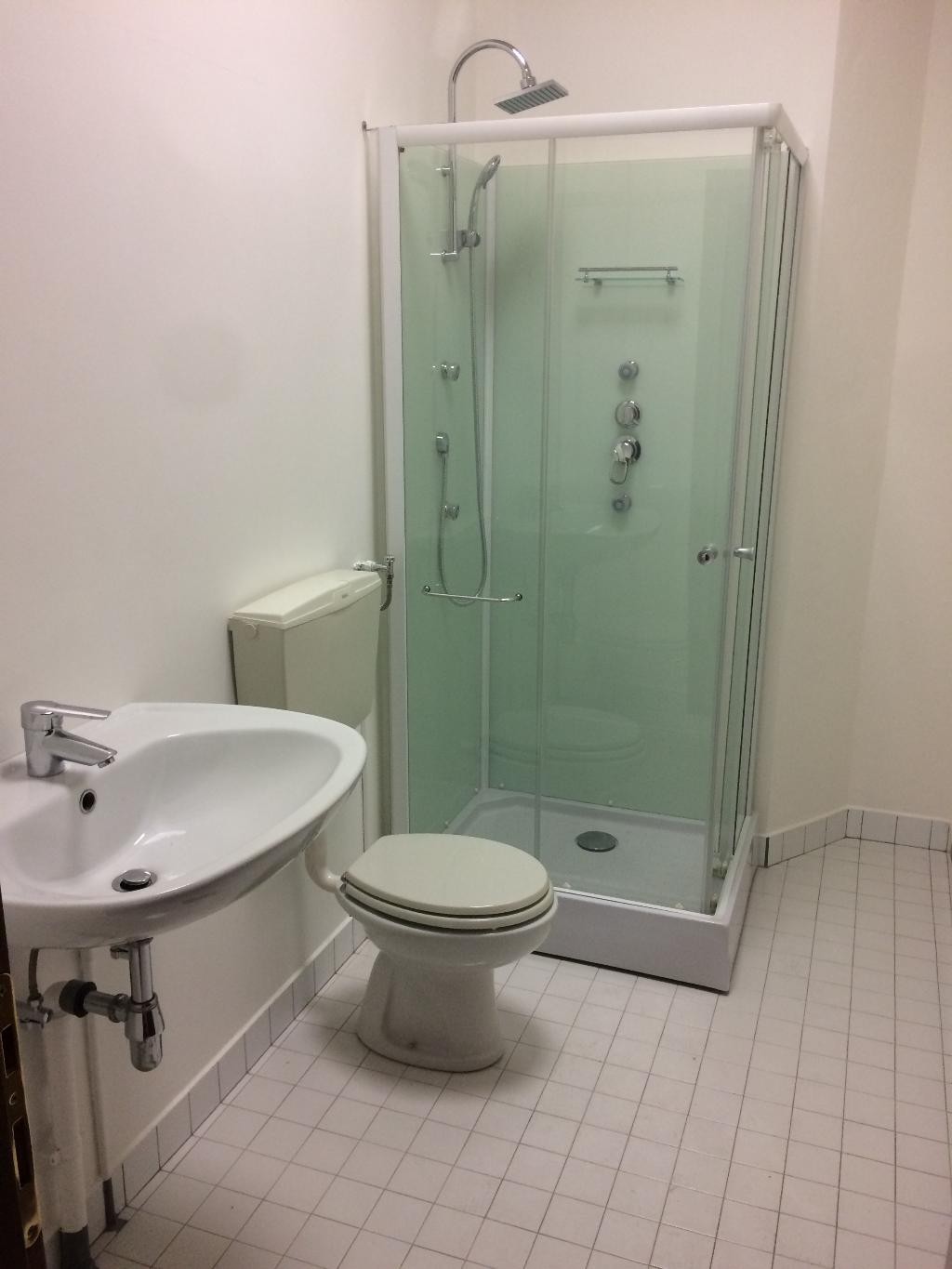 Negozio - Loc.Com. VICENZA affitto  CENTRO  RE-AZIONE gestioni immobiliari