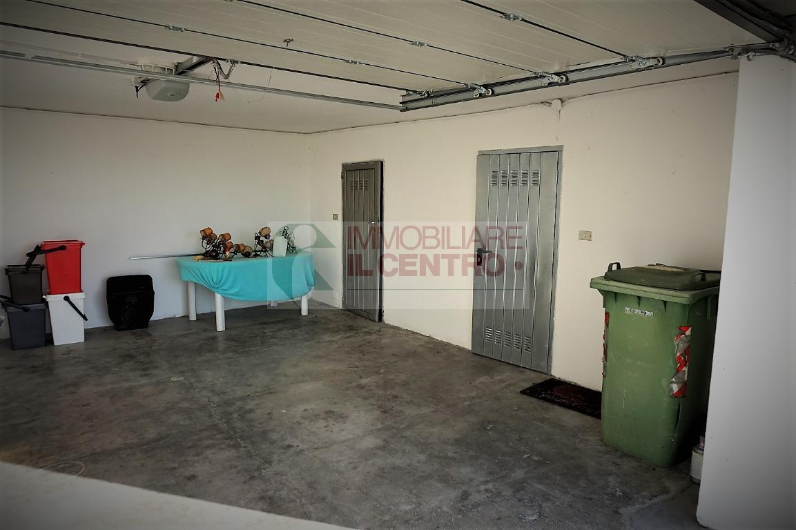 Villa Bifamiliare FOSDINOVO vendita    IL CENTRO IMMOBILIARE snc di Stefano Santi