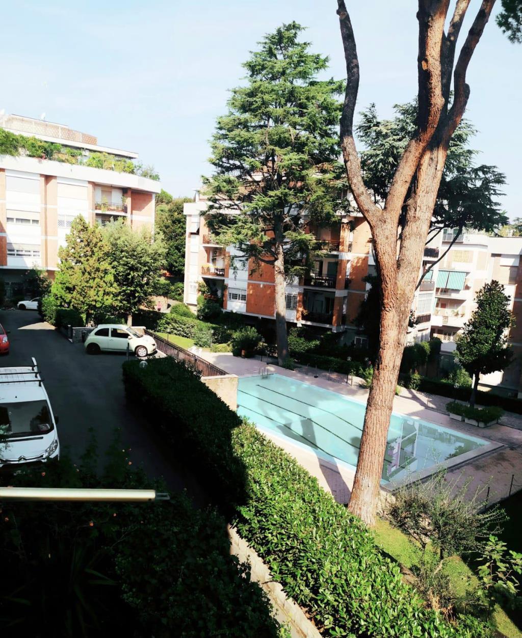 Appartamento ROMA affitto  PORTUENSE (SUBURBI DELLA XV MUN.) Viale dei Colli Portuensi LA DOMUS SRL