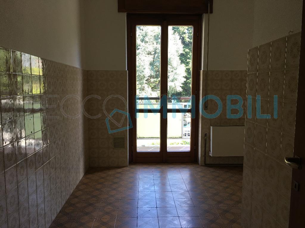 Appartamento LECCO affitto   corso p.sposi STUDIO LECCO TRE S.R.L.