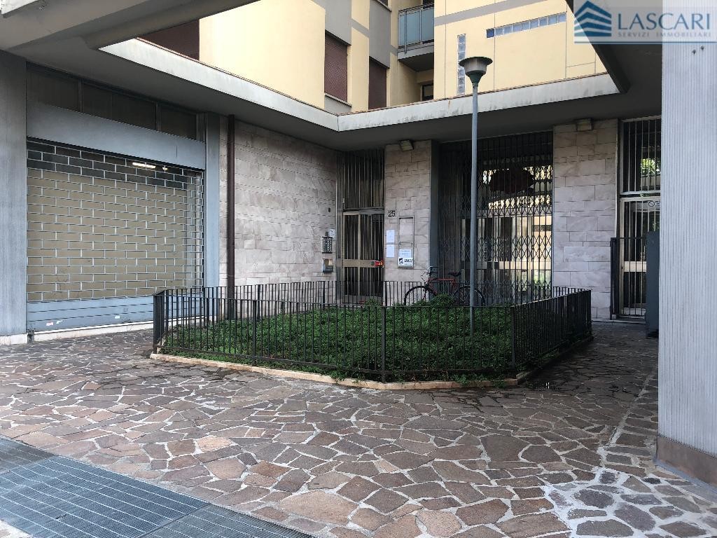 Ufficio - Loc.Com. BERGAMO affitto   Via Ghislanzoni Lascari Servizi Immobiliari