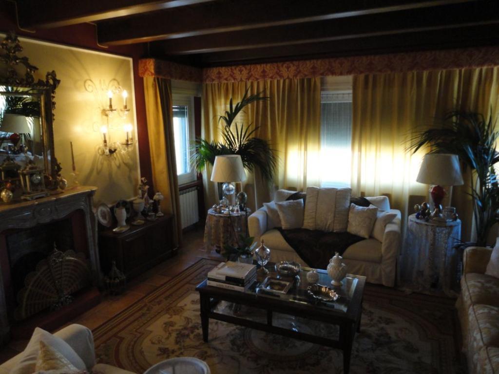  vezzano ligure vendita quart:  il centro immobiliare snc di stefano santi