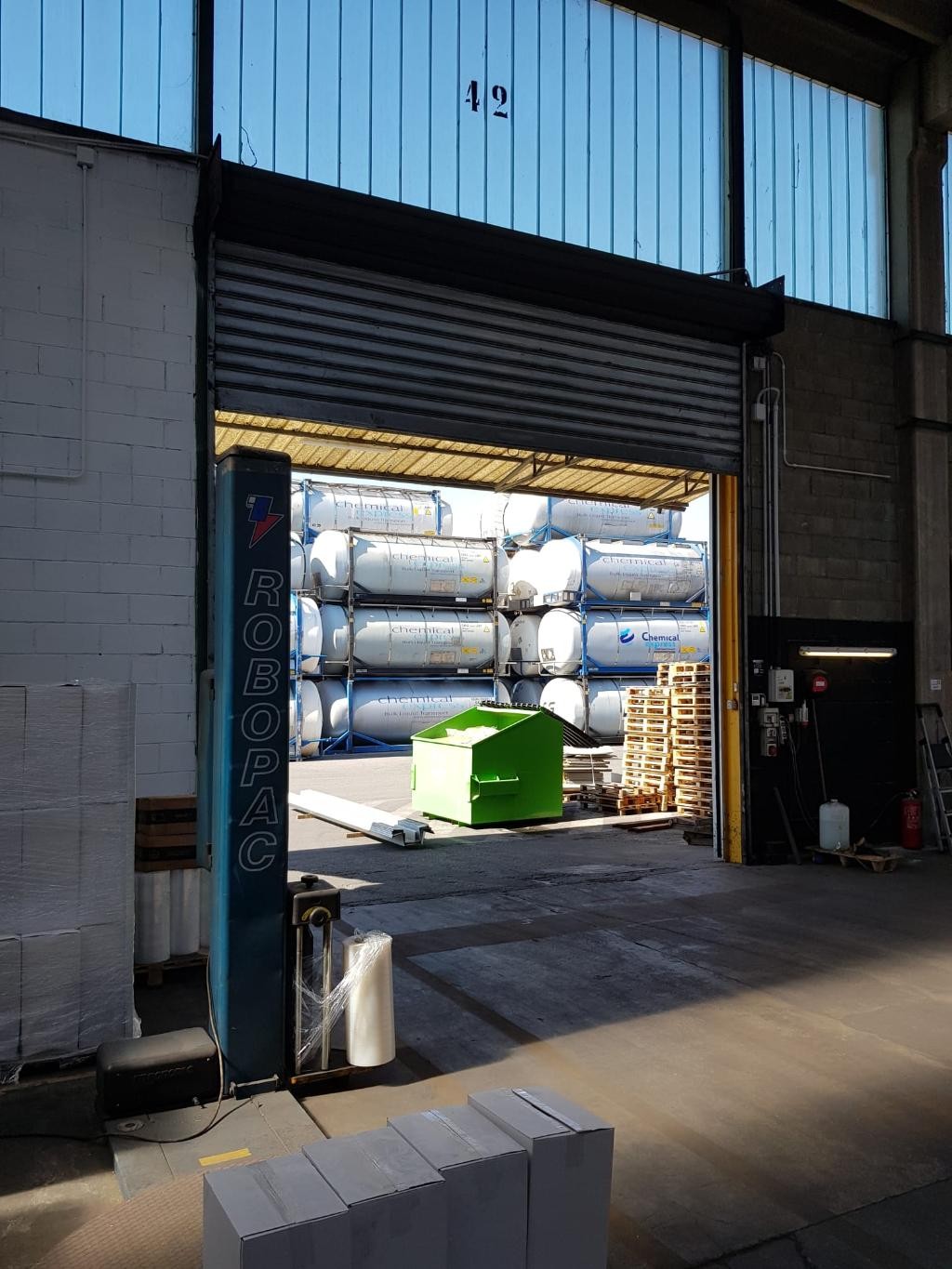 Capannone Commerciale MILANO affitto    DAMA REAL ESTARE SRL