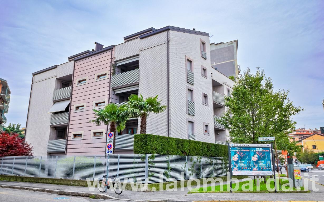 monza vendita quart: centro la lombarda tecno immobiliare srl