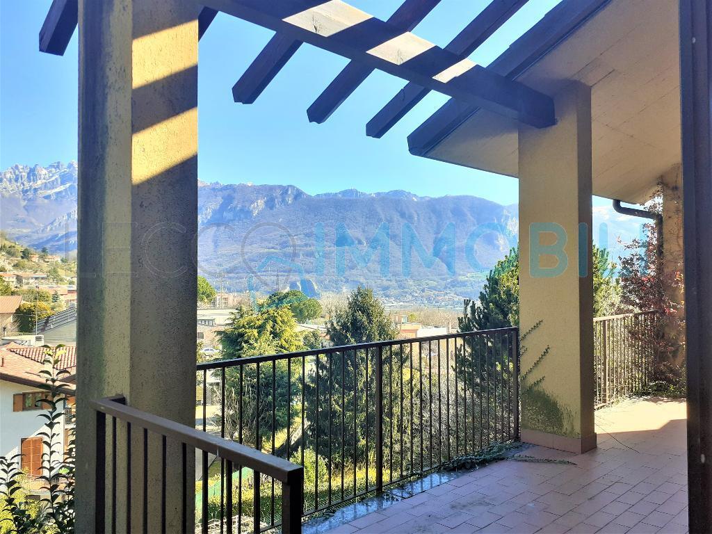 Villa GALBIATE vendita   via Primo Maggio STUDIO LECCO TRE S.R.L.