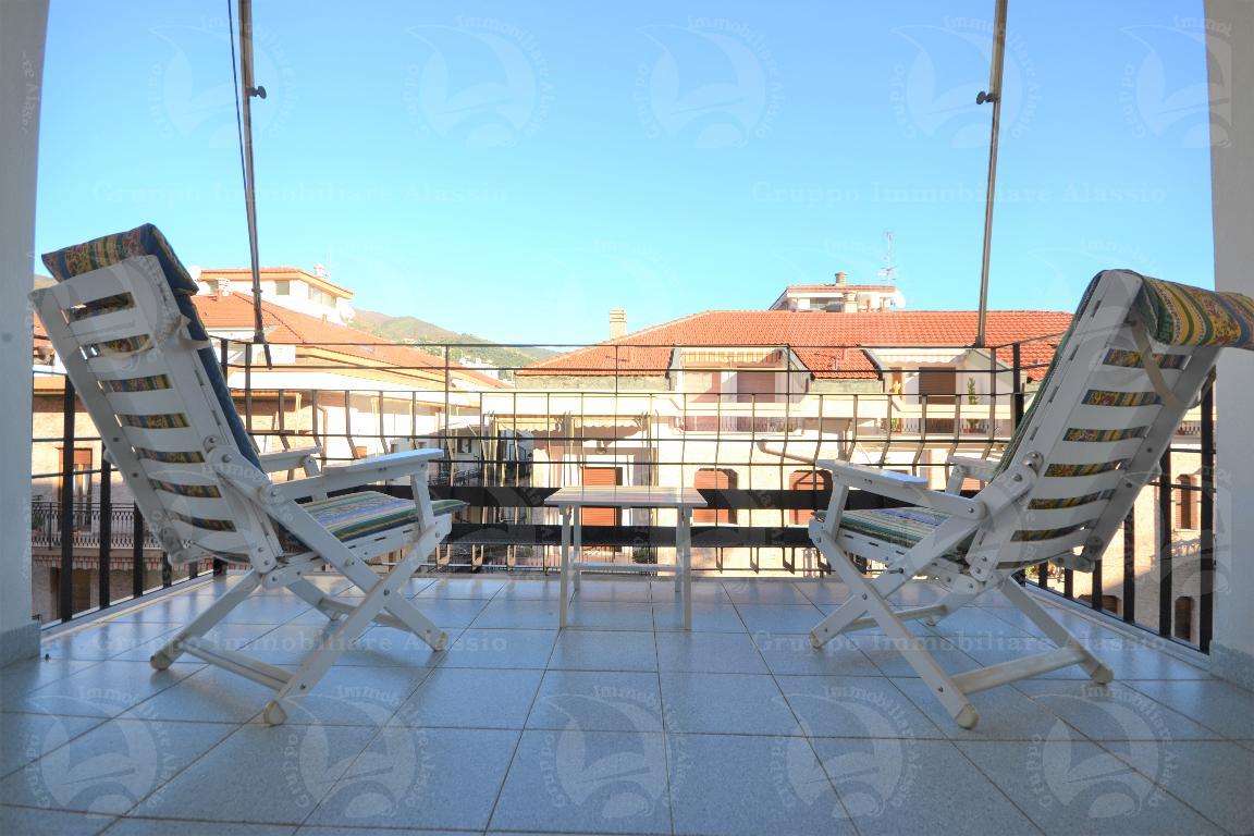  alassio vendita quart:  miramare immobiliare