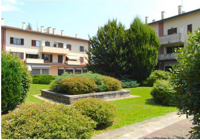  correzzana vendita quart:  dinamica lesmo