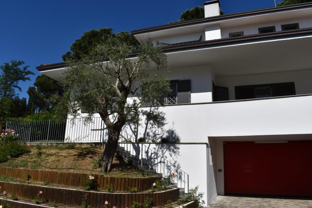 Villa SASSO MARCONI vendita   Via della Palazzina La Palafitta