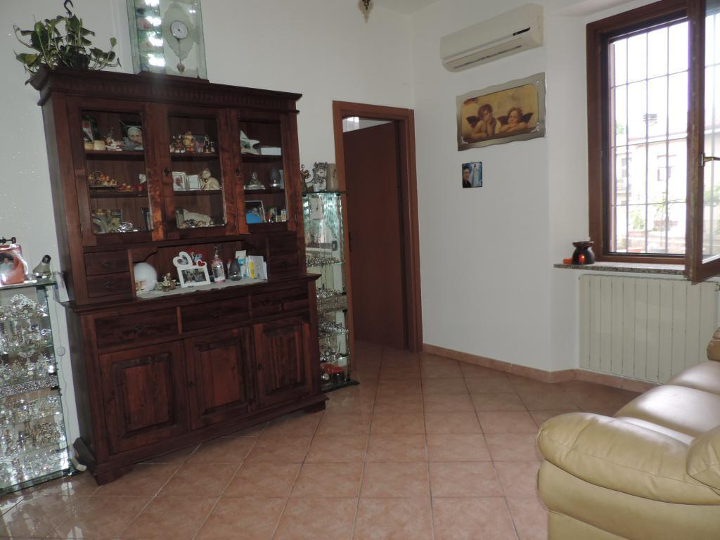 Villa CALOLZIOCORTE vendita    Immobiliare Paola di Corona Paola