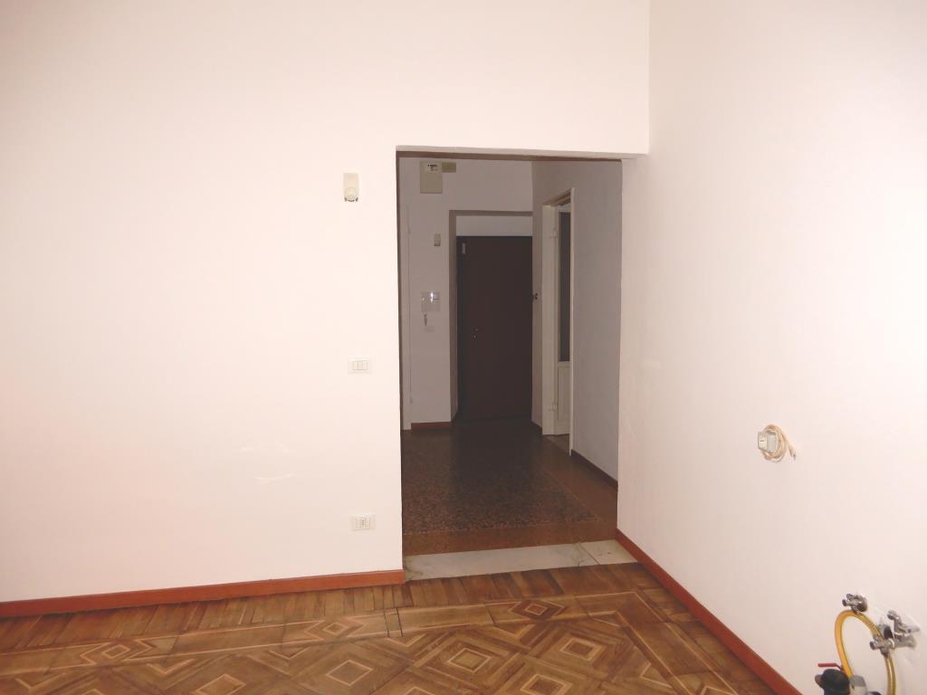 Appartamento BOLOGNA affitto  CENTRO STORICO Via Oberdan FIERMONTE IMMOBILIARE