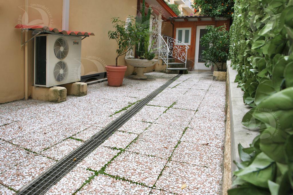  alassio affitto quart:  agenzia-4-mura