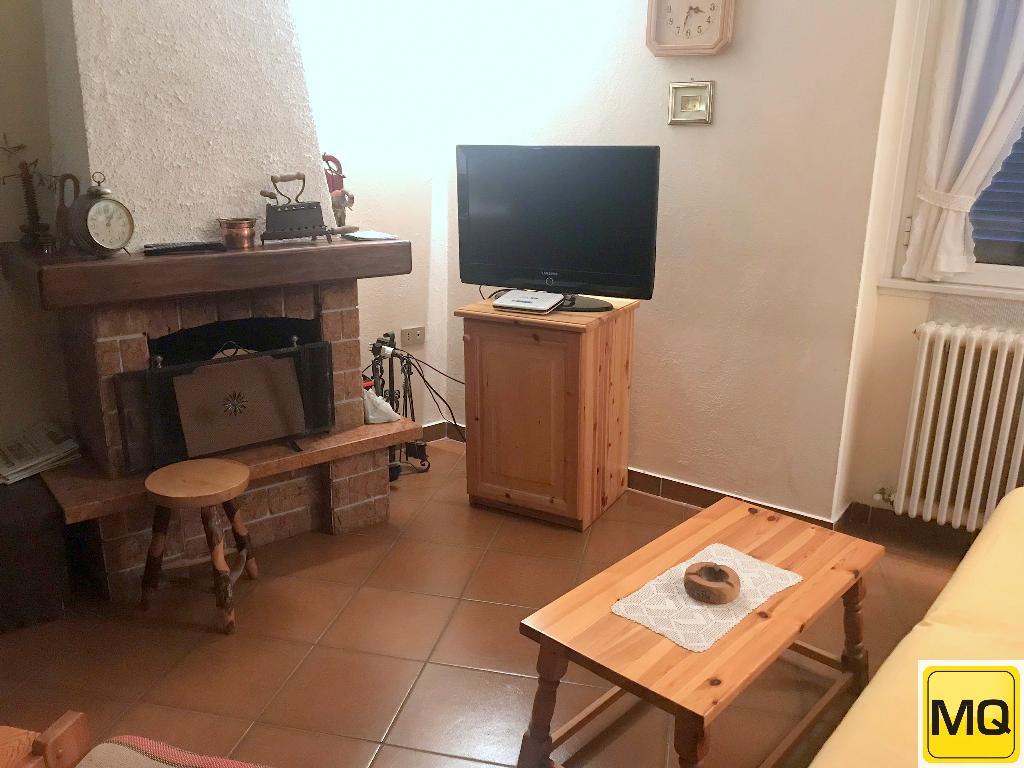 Villa Semi Indipendente ITALIA vendita   Via Umberto I Agenzia Immobiliare Metroquadro