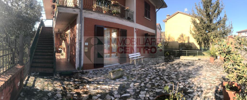  sarzana vendita quart:  il centro immobiliare snc di stefano santi