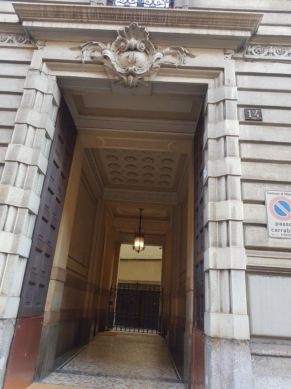 Negozio - Loc.Com. MILANO affitto  CADORNA via boccaccio DMV Real Estate