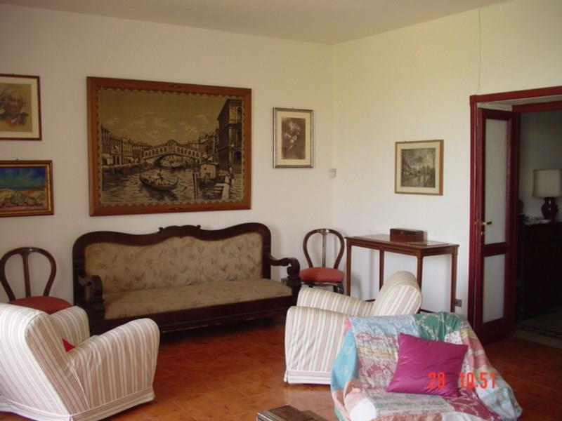 Rif. LC1651 Villa in vendita ad Alba Adriatica con giardino