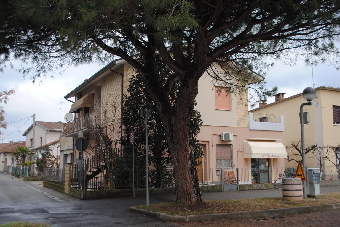  ravenna vendita quart: savarna s.co.r. ravenna srl