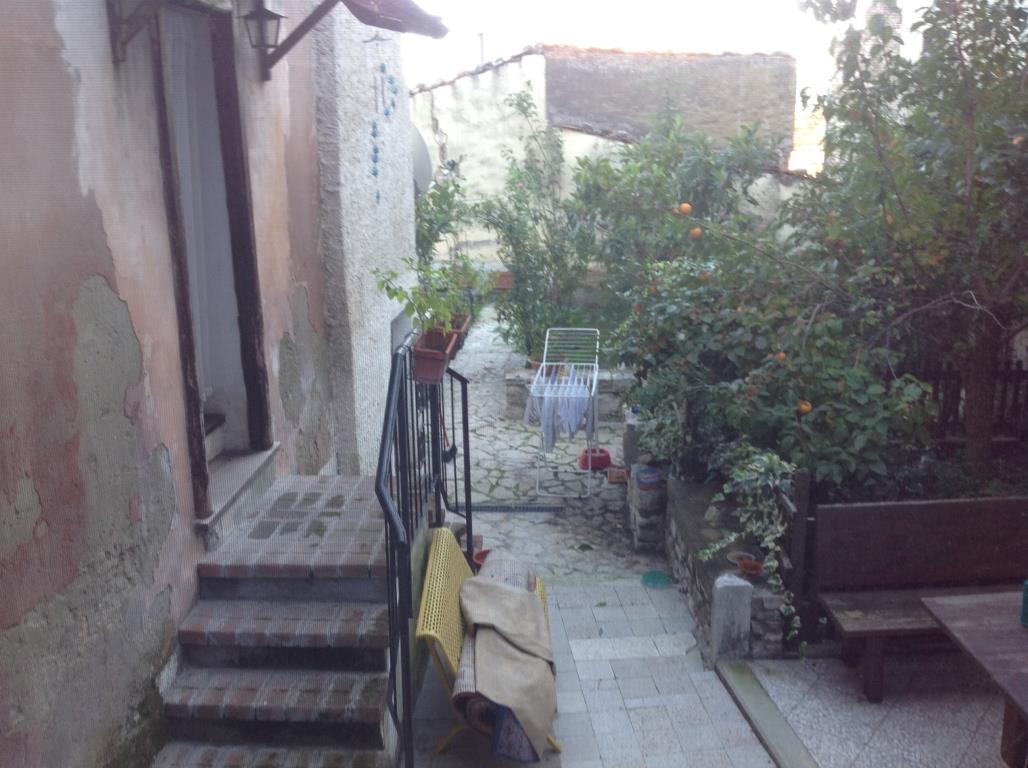 Villa Unifamiliare - Indipendente CAMPODIPIETRA vendita   centro paese STUDIO IMMOBILIARE  d