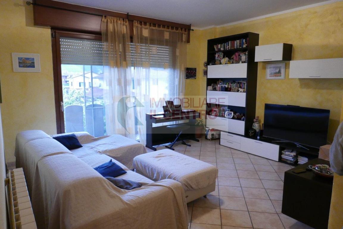  sarzana vendita quart:  il centro immobiliare snc di stefano santi