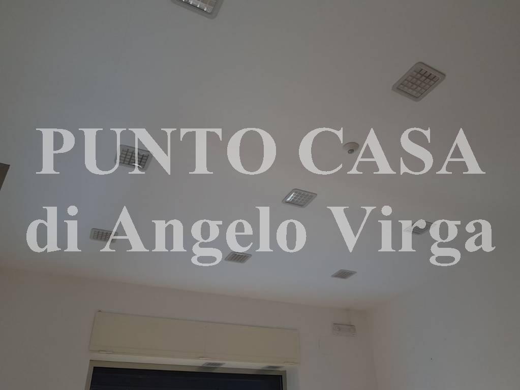 Negozio - Loc.Com. PALERMO vendita  MAQUEDA  PUNTO CASA VIRGA Srl