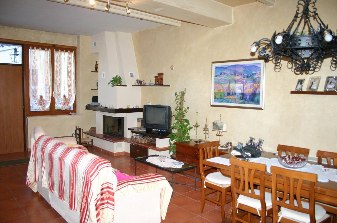  rapolano terme vendita quart:  agenzia siena immobiliare di moscadelli lucia