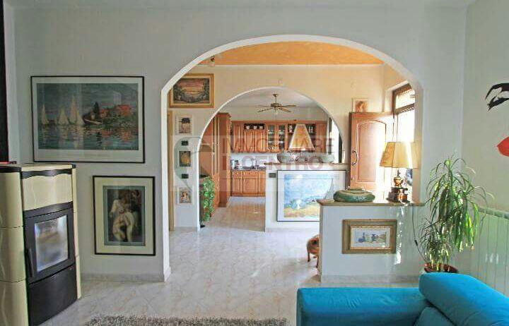 Villa Unifamiliare - Indipendente ITALIA vendita    IL CENTRO IMMOBILIARE snc di Stefano Santi