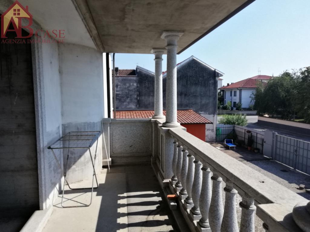 Villa Unifamiliare - Indipendente CASSOLNOVO vendita   Via Mazzini Acquaotta Basilia Maria