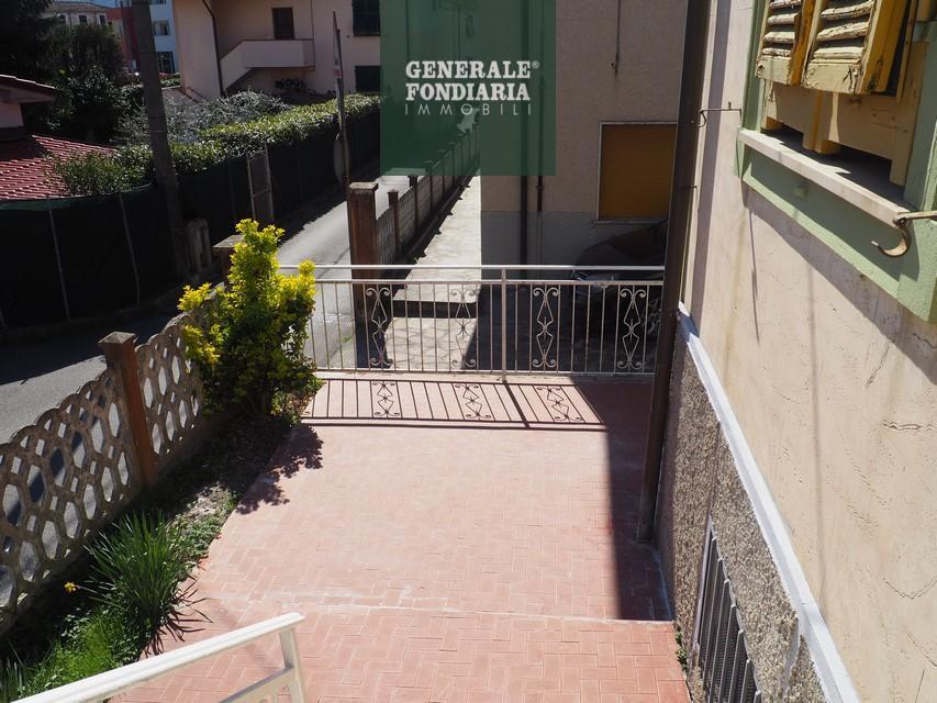 Villa Unifamiliare - Indipendente LA SPEZIA vendita  MELARA  GENERALE FONDIARIA Agenzia Migliarina