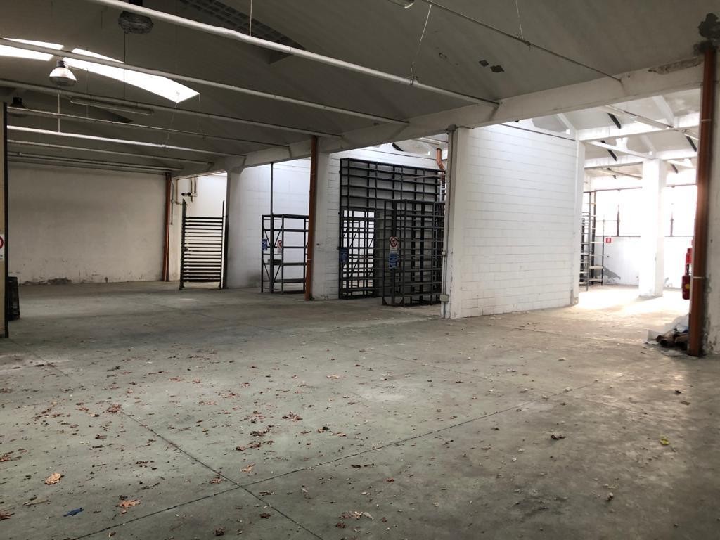 Capannone Commerciale MILANO vendita    DAMA REAL ESTARE SRL