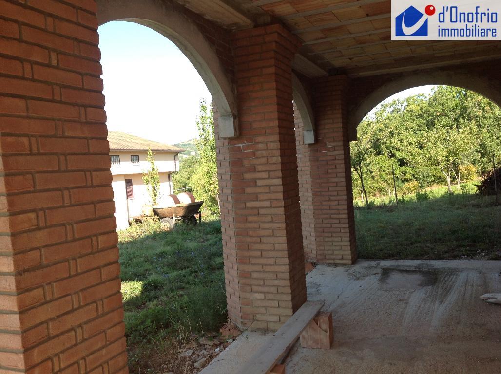 Villa CAMPODIPIETRA vendita   CONTRADA CATANIELLO STUDIO IMMOBILIARE  d