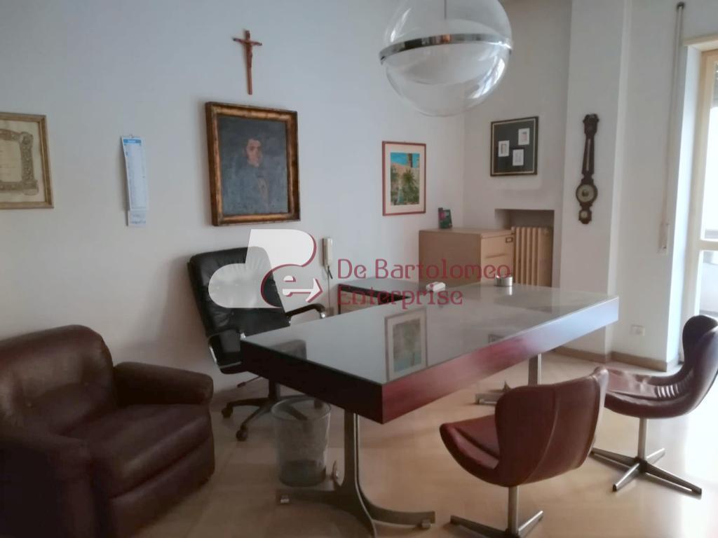 Appartamento BARI vendita  MURAT VIA G. BOZZI DE BARTOLOMEO ENTERPRISE