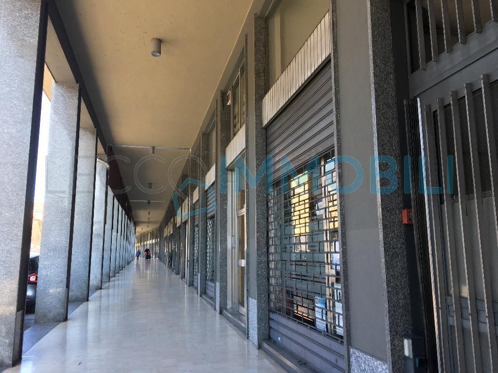 Negozio - Loc.Com. LECCO affitto   VIA MARCO D