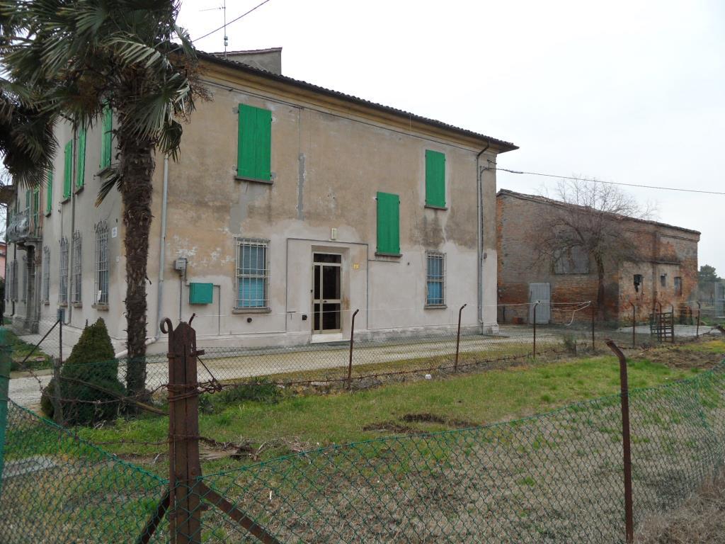 Villa Unifamiliare - Indipendente FUSIGNANO vendita    STUDIO EFFE di FABBRI PIERLUIGI e C. s.a.s.