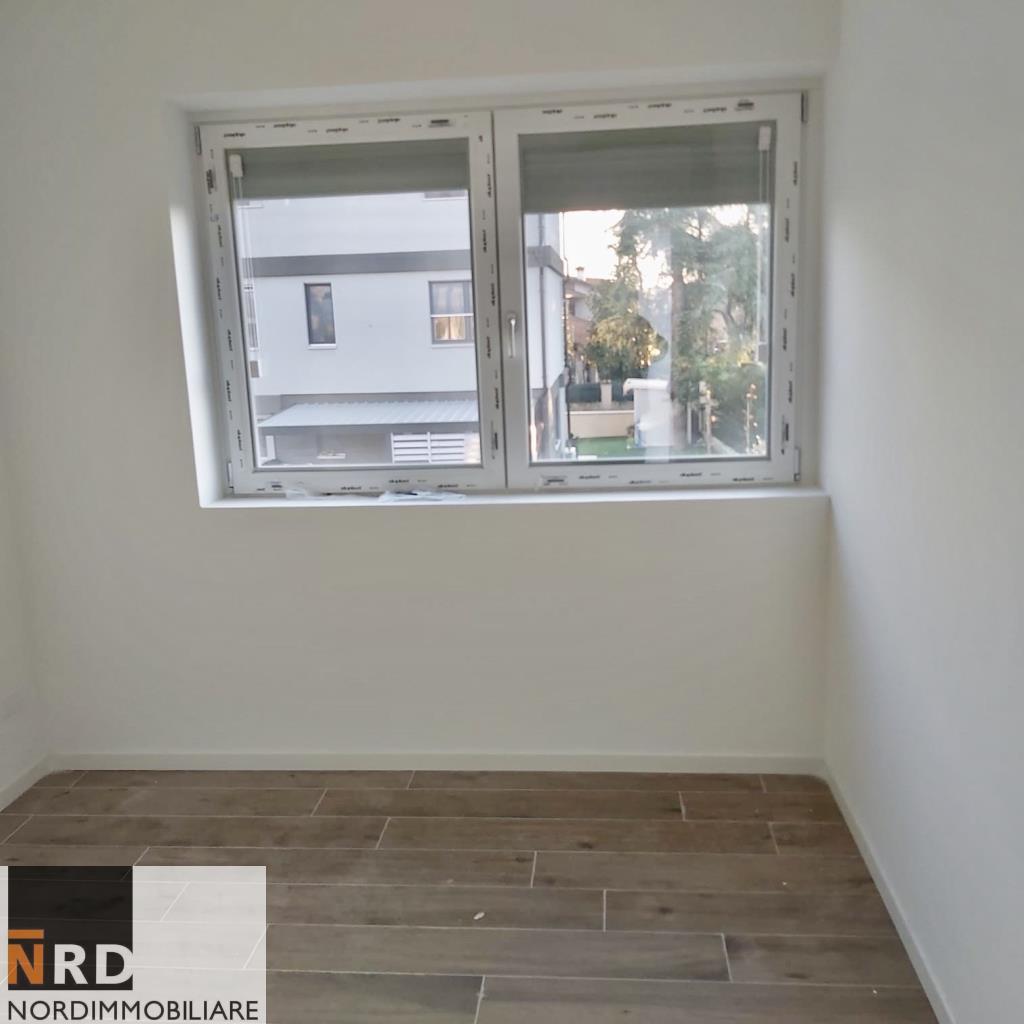 Villa Bifamiliare PORTO MANTOVANO vendita   Strada Santa Maddalena Nordimmobiliare Mantova Sas