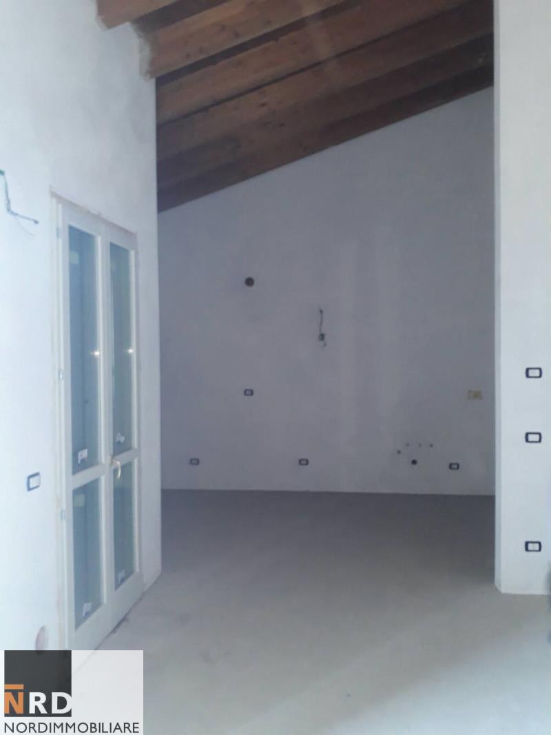 Appartamento MANTOVA vendita   via Gombrich Nordimmobiliare Mantova Sas