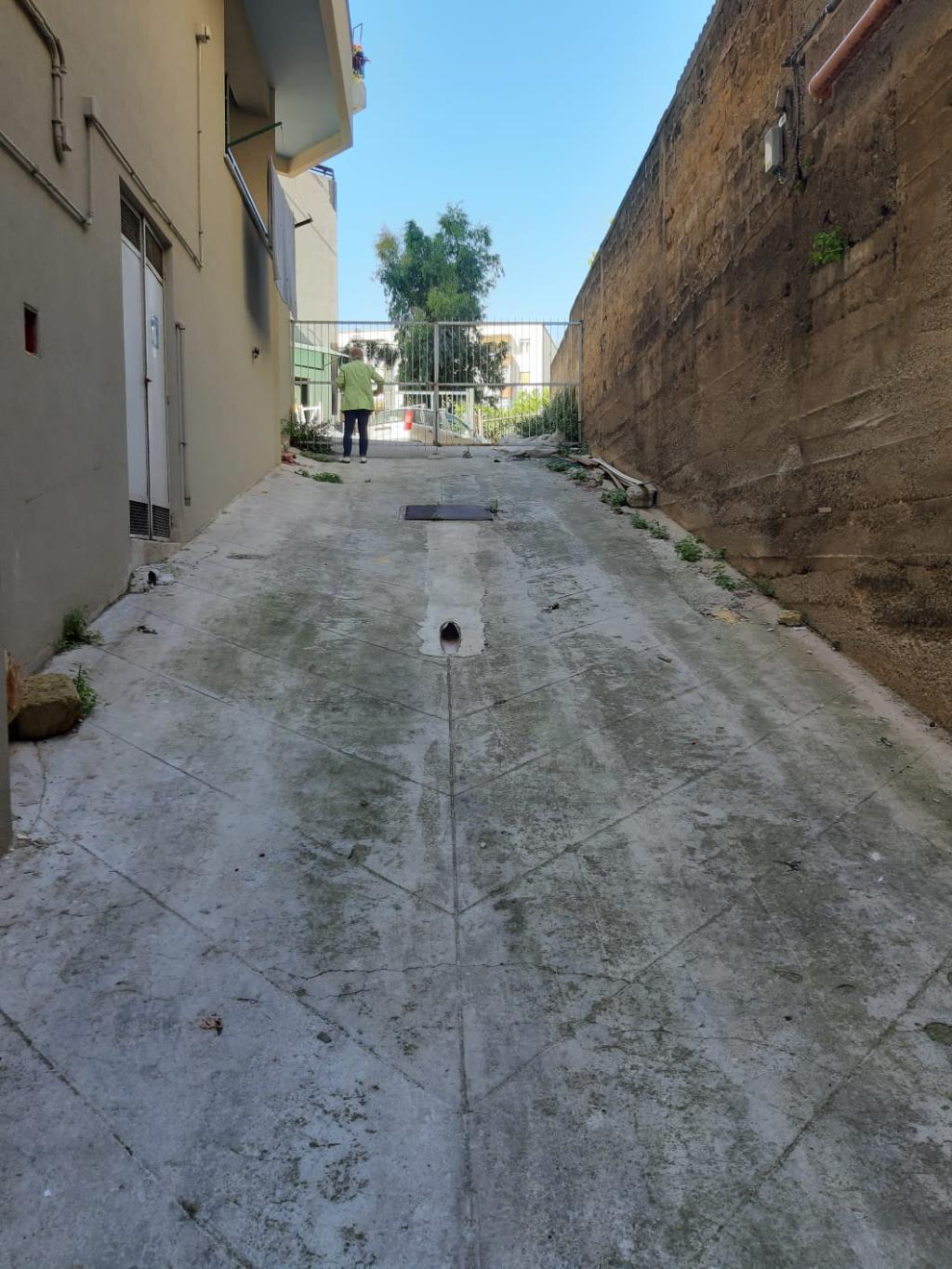 Negozio - Loc.Com. PALERMO vendita  SAMPOLO  Punto Casa di Claudio Costantino