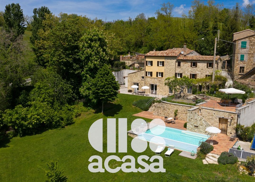 Rustico in Vendita