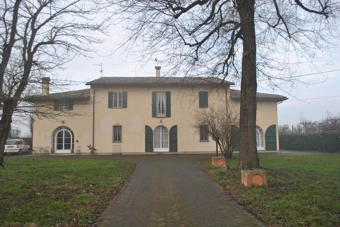  russi vendita quart:  s.co.r. ravenna srl