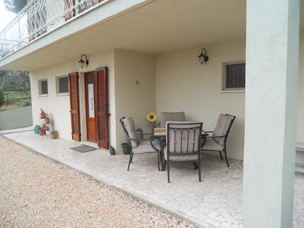 Vendesi splendida villa a Montefiore dell'Aso