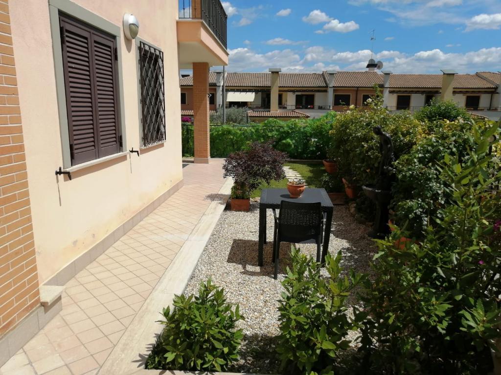 Appartamento ROMA vendita  OTTAVIA Viale Giardino di Boboli LA DOMUS SRL