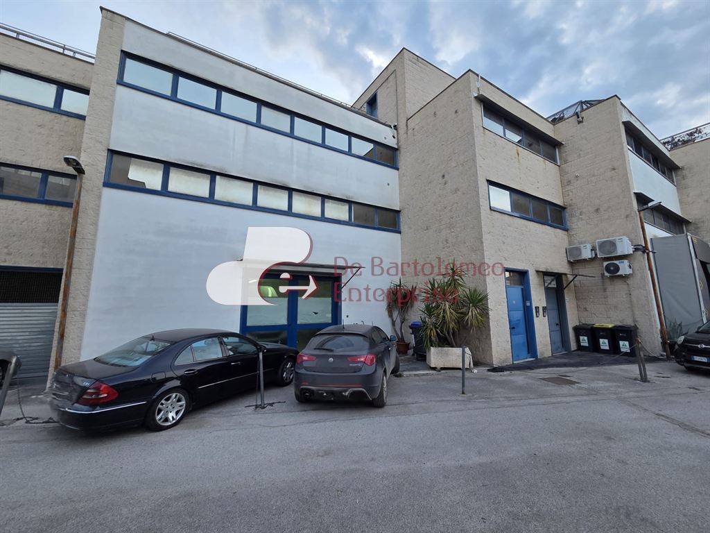 Stabile / Palazzo in Vendita
