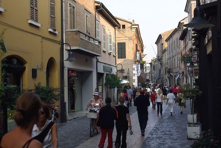 Negozio - Loc.Com. RAVENNA affitto  CENTRO  STUDIO EFFE di FABBRI PIERLUIGI e C. s.a.s.