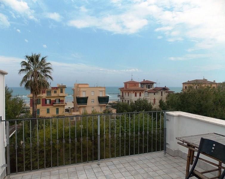 Vendesi ATTICO a Grottammare (AP)